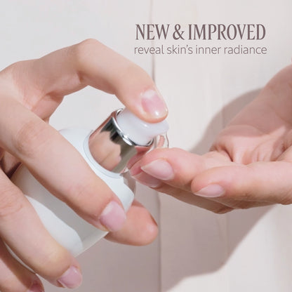 REINE DES PRÉS BRIGHTENING CONCENTRATE SERUM - gallery 3